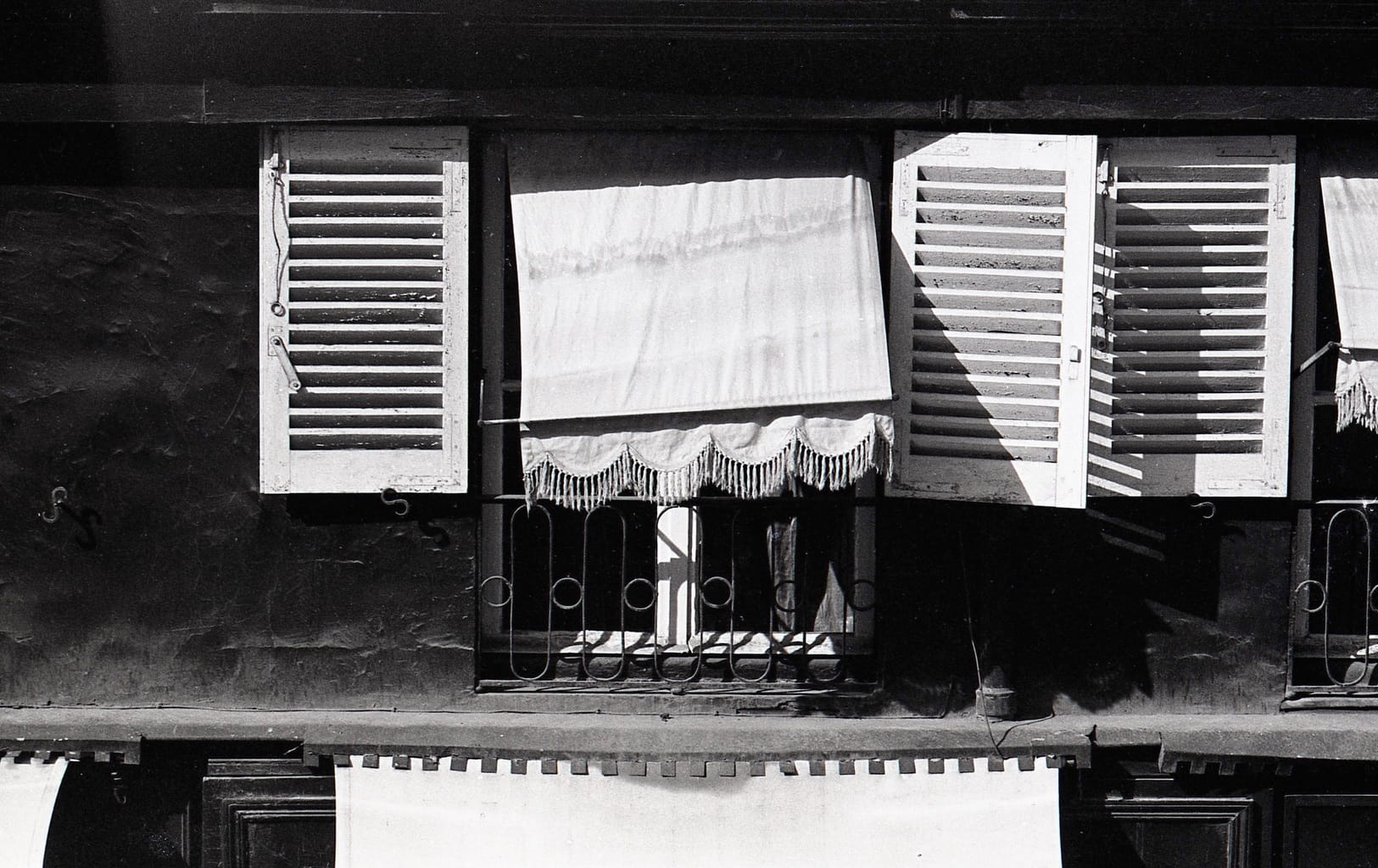 Morning Window, Paris