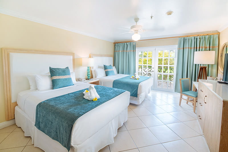 <div class="theme-style-text2" style="text-align:center;"><span style="color:hsl(0,0%,0%);">One Bedroom Suite Double</span></div>
