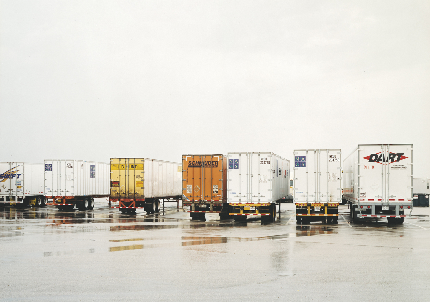 Untitled (Orange Schneider). Fort Worth, Texas, 2000. © Victoria Sambunaris