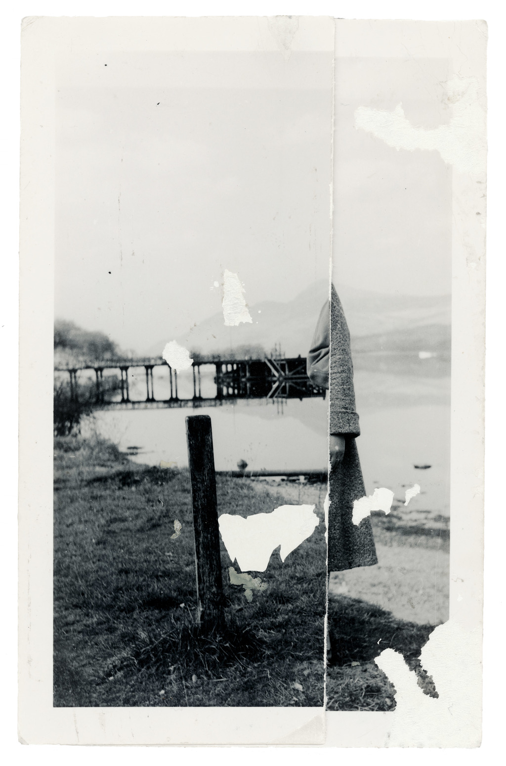 Faultline, 2010, Collage, 9 x 6.7 cm.