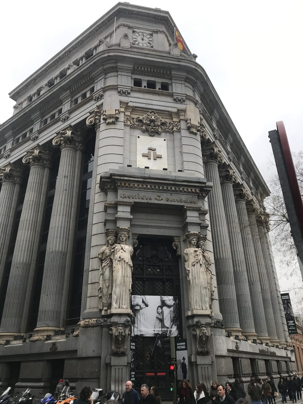 loved the ornate details