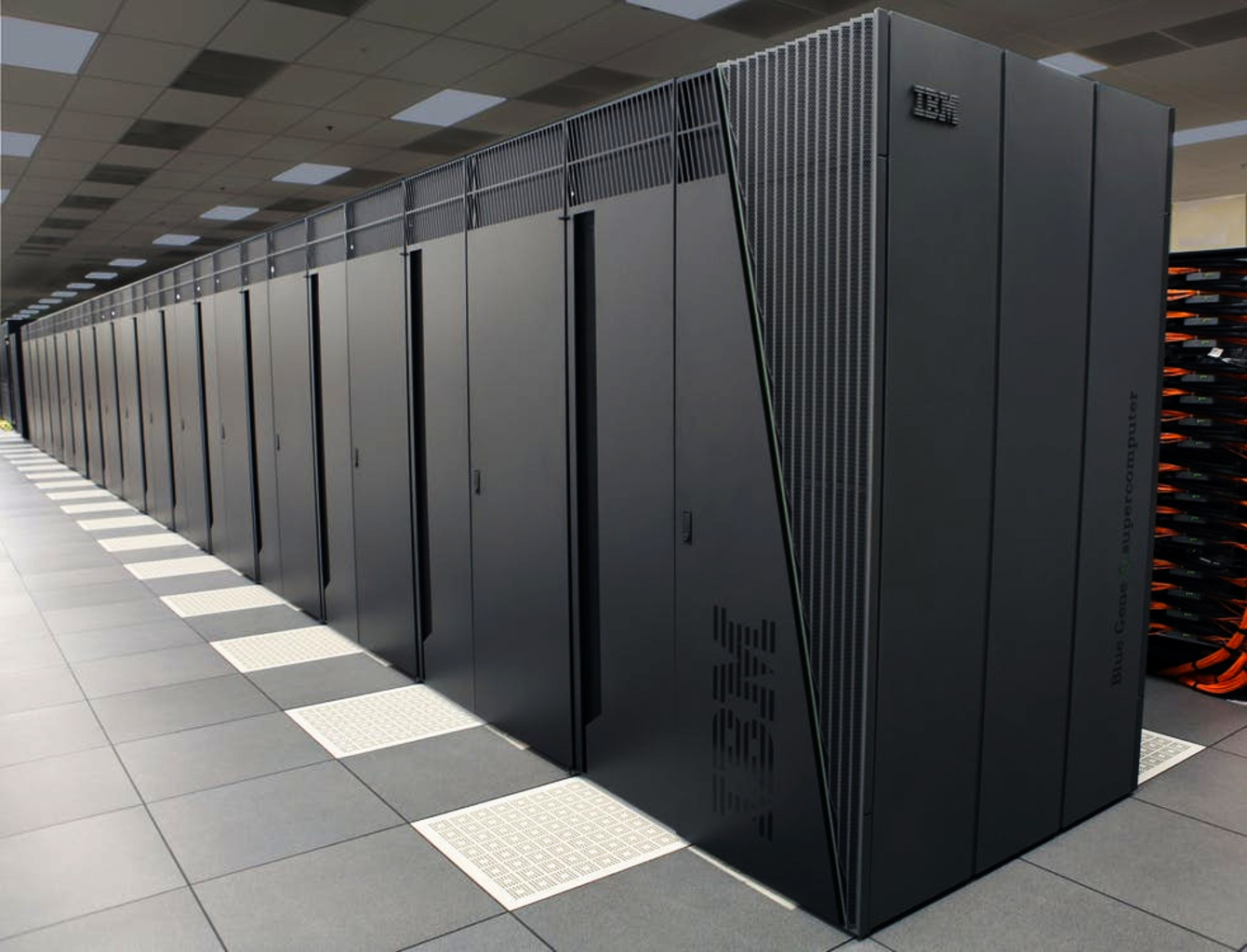 Do you know the two ways organizations back up into the cloud?