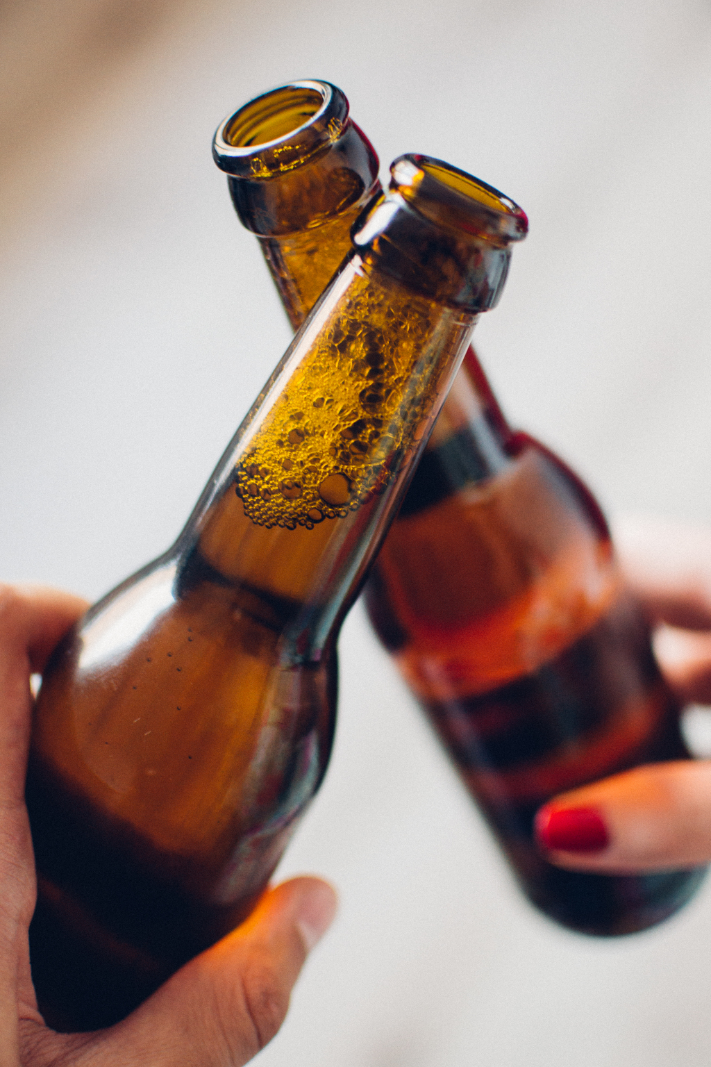 This brand wins at #advertising by celebrating #immigration. @Budweiser
